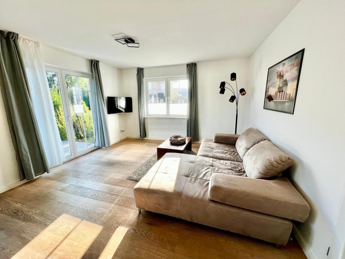 Ferienwohnung Luxurioese Doppelhaushaelfte Am Gruenen Rande Von Hamburg Oststeinbek Exterior foto